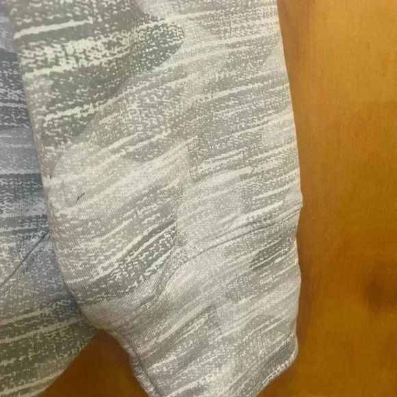 Eddie Bauer Ultra Soft Sweatshirt Camo Grey Size Xxl NWT - Picture 5 of 13